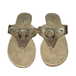 St. Johns bay women’s 8.5 Leather Thong dress sandals Gold Zion Flip Flop